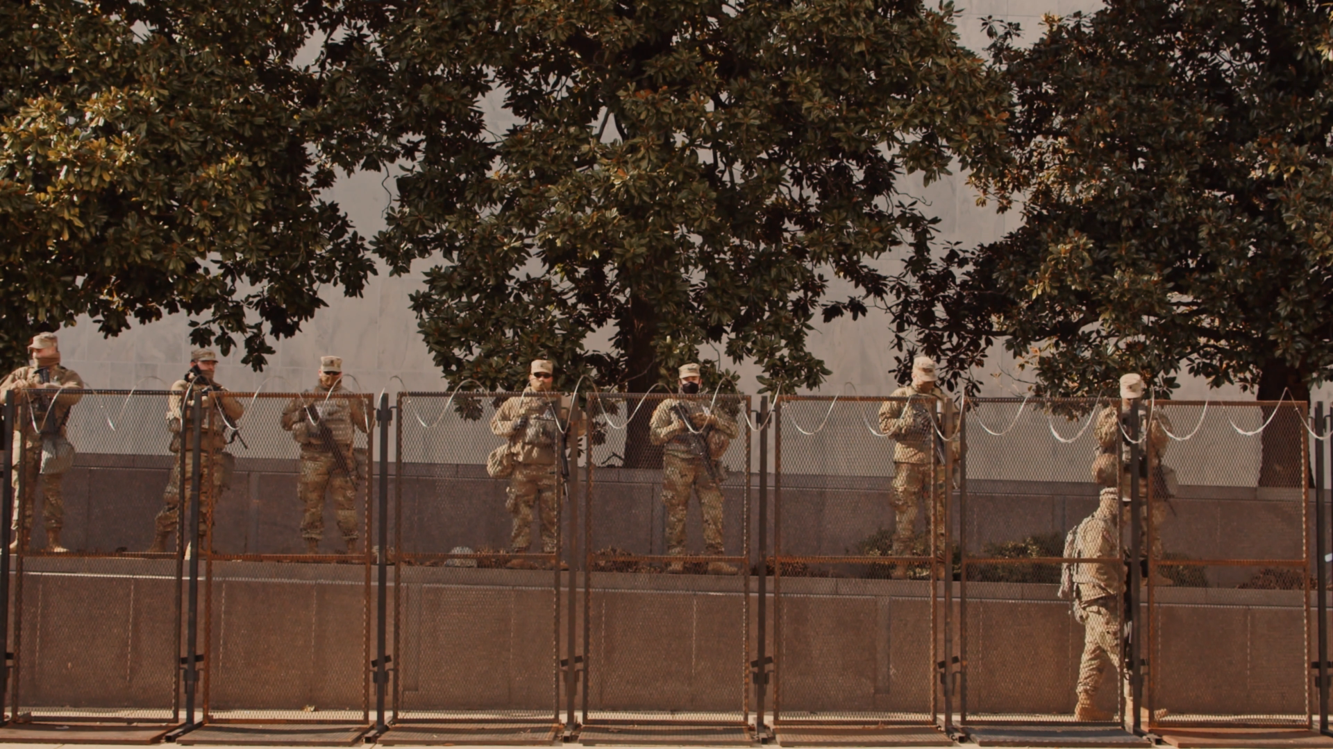 Shotcut_00_00_01_033.png